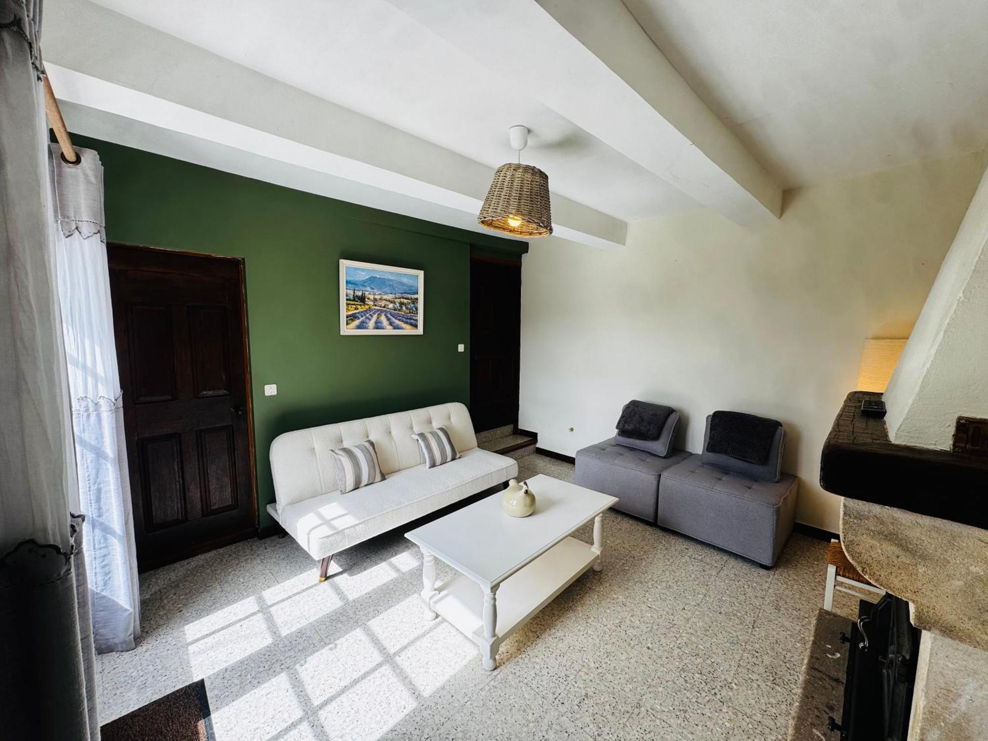 Gite La Bastide De La Loge Au Pied Du Mont Ventoux Со-де-Воклюз Номер фото